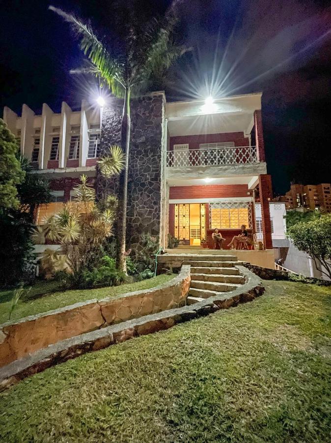 La Palmera Hostel Cali Dış mekan fotoğraf